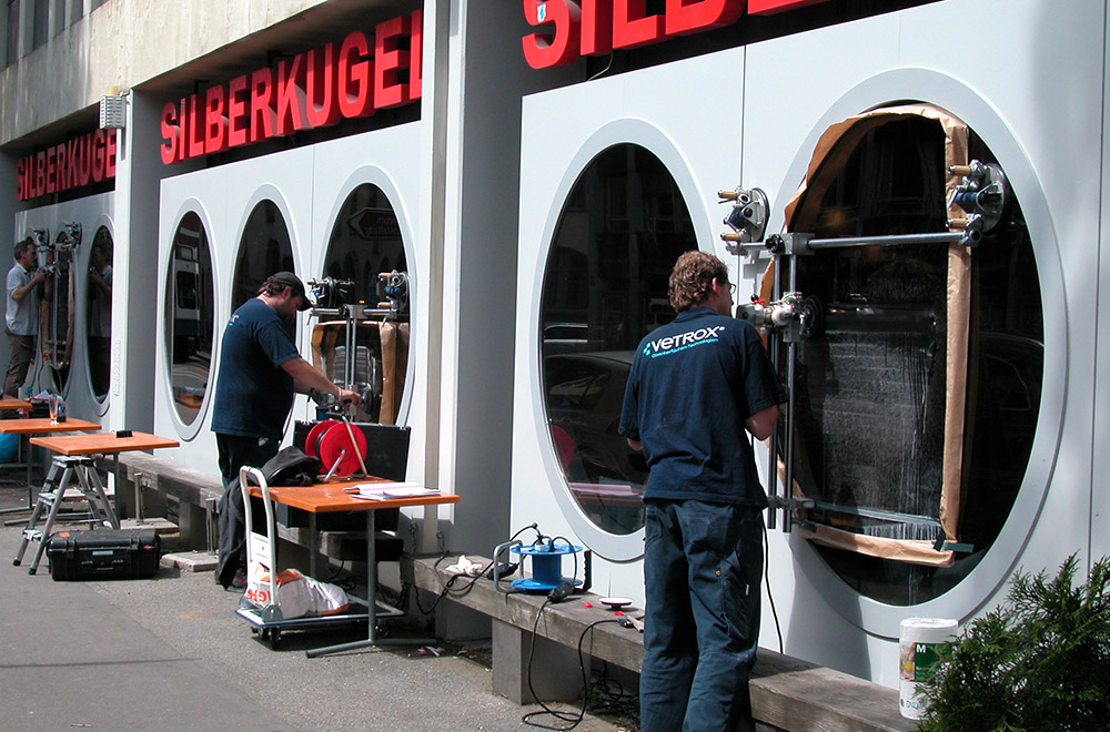 vetrox, glaskratzer, glaskratzer entfernen, glaskratzerentfernung, scratching, graffiti, glass doc, glassanierung, verkratztes glas